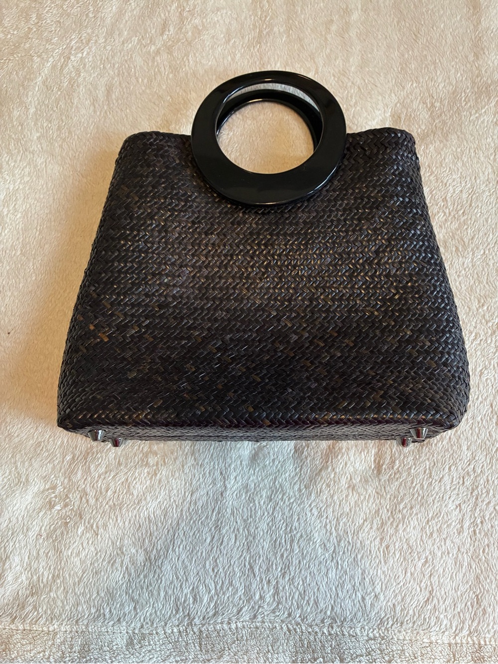 Black Woven Handheld Tote with Circular Handle